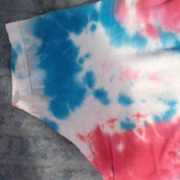 Unisex Bucees TSHIRT - Picture 5 of 7